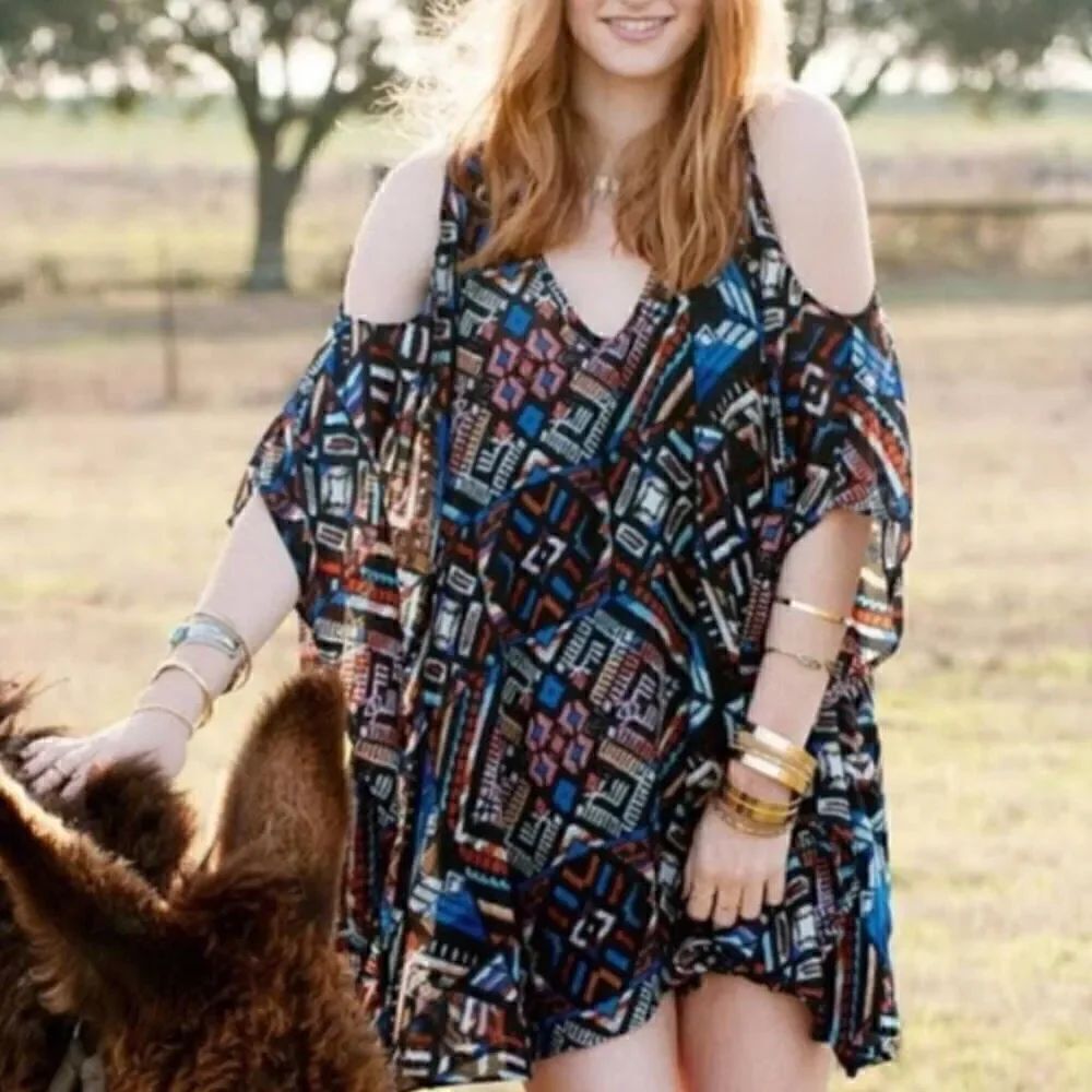 Show Me Your Mumu Geometric Print Cold Shoulder Tunic Kimono Blouse Size Small